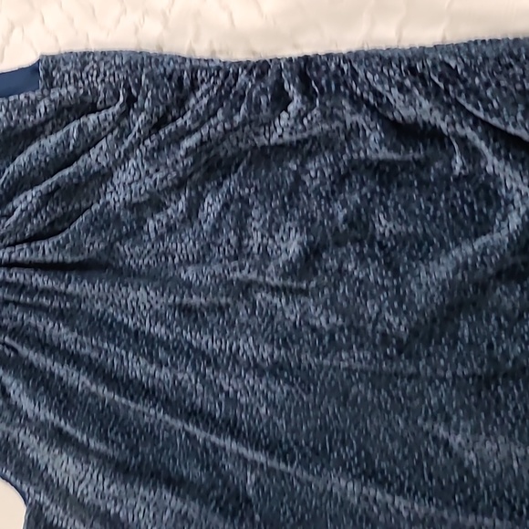 ARMANI EXCHANGE DRESS SIZE 4. - Picture 3 of 7